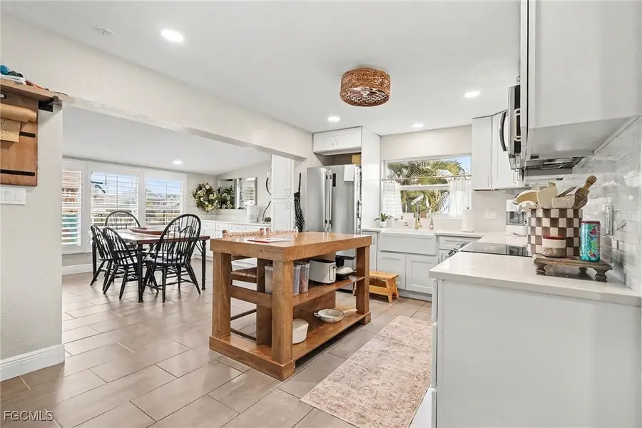 5220 Tower Drive, Cape Coral, FL 33904 - Image #3