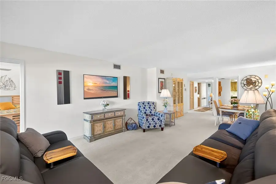 4062 Belair Lane #2, Naples, FL 34103 - Image #3