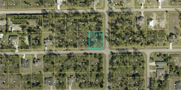 1127 Crestwood Street E, Lehigh Acres, FL 33974
