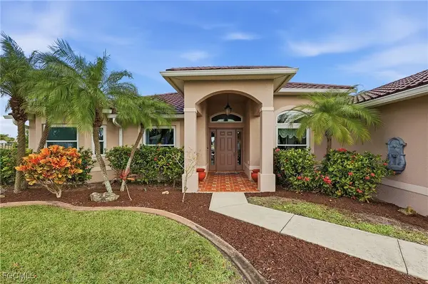 927 SW 28th Terrace, Cape Coral, FL 33914