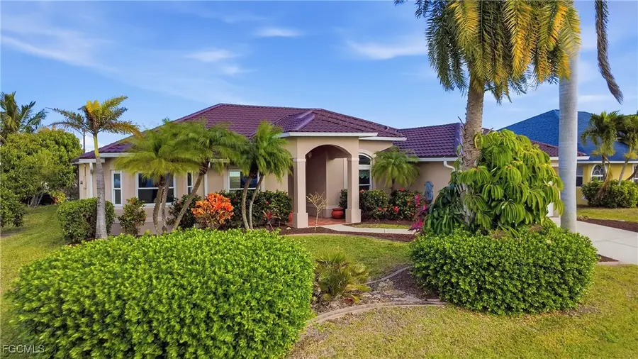 927 SW 28th Terrace, Cape Coral, FL 33914 - Image #3