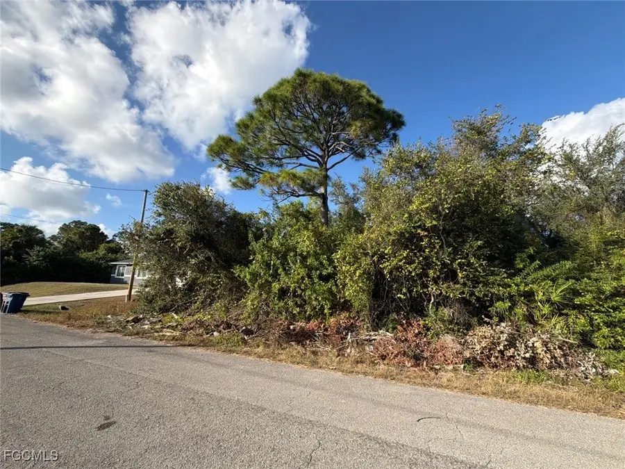 3118 28th Street Sw, Lehigh Acres, FL 33976 - Image #3