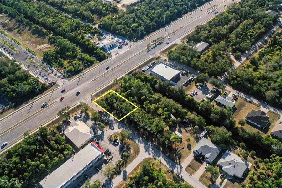 744 Tamiami Trail, Port Charlotte, FL 33953 - #2