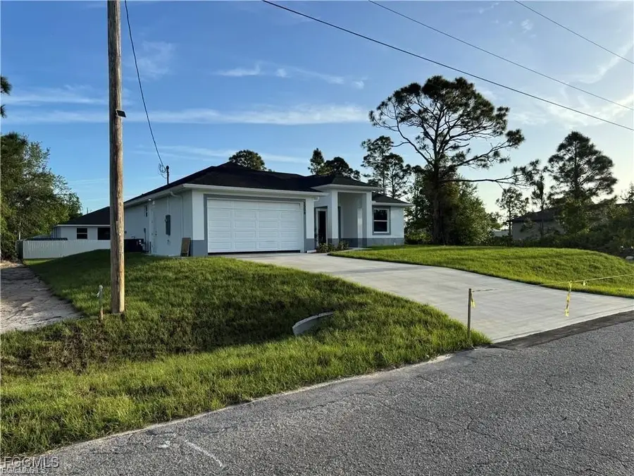 2906 18th Street Sw, Lehigh Acres, FL 33976 - Image #3