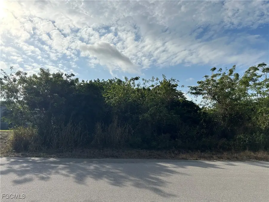 4309 18th Street Sw, Lehigh Acres, FL 33976 - Image #2