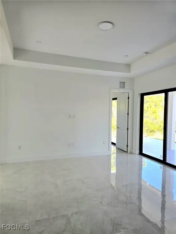 463 Zimmerman Avenue, Lehigh Acres, FL 33974 - Image #2