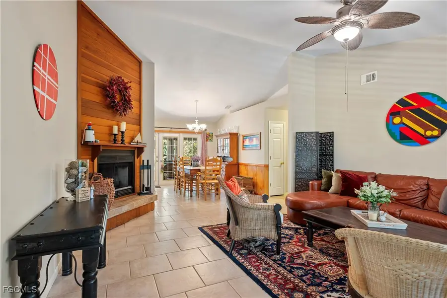 571 2nd Street Se, Naples, FL 34117 - #3