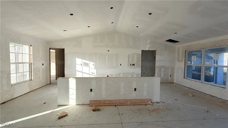 3449 NE 8th Place, Cape Coral, FL 33909 - Image #3