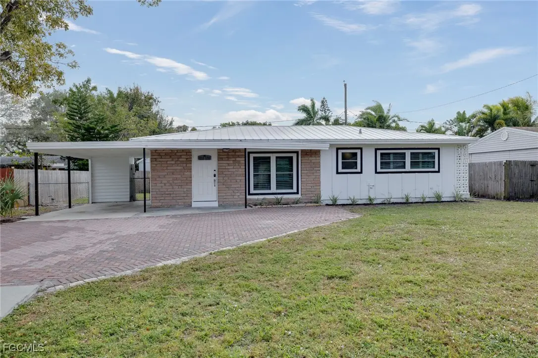1542 Coconut Drive, Fort Myers, FL 33901 - Image #1