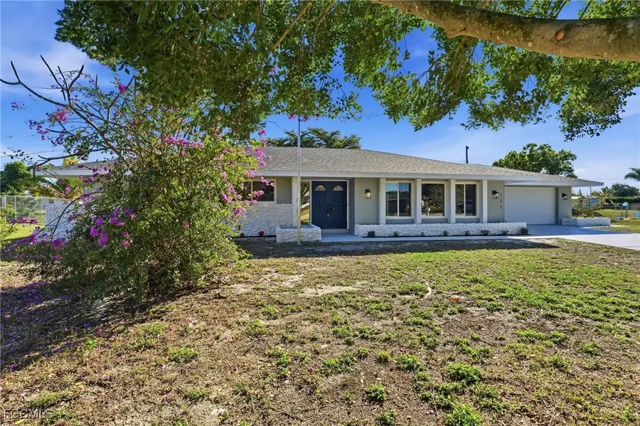 113 E Lake Drive, Lehigh Acres, FL 33936 - Image #3