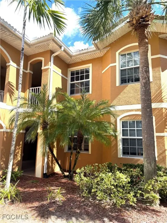 1089 Winding Pines Circle #106, Cape Coral, FL 33909