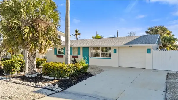 11828 Island Avenue, Matlacha, FL 33993