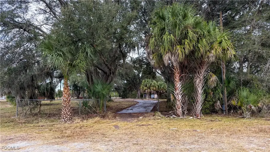 1053 Right Side Road, Moore Haven, FL 33471 - Image #3