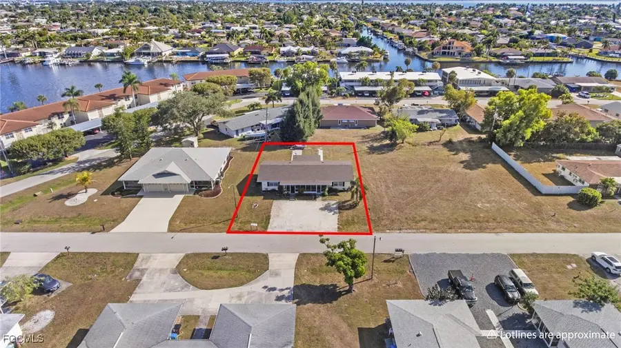 328 Tarpon Drive, Cape Coral, FL 33904 - Image #2