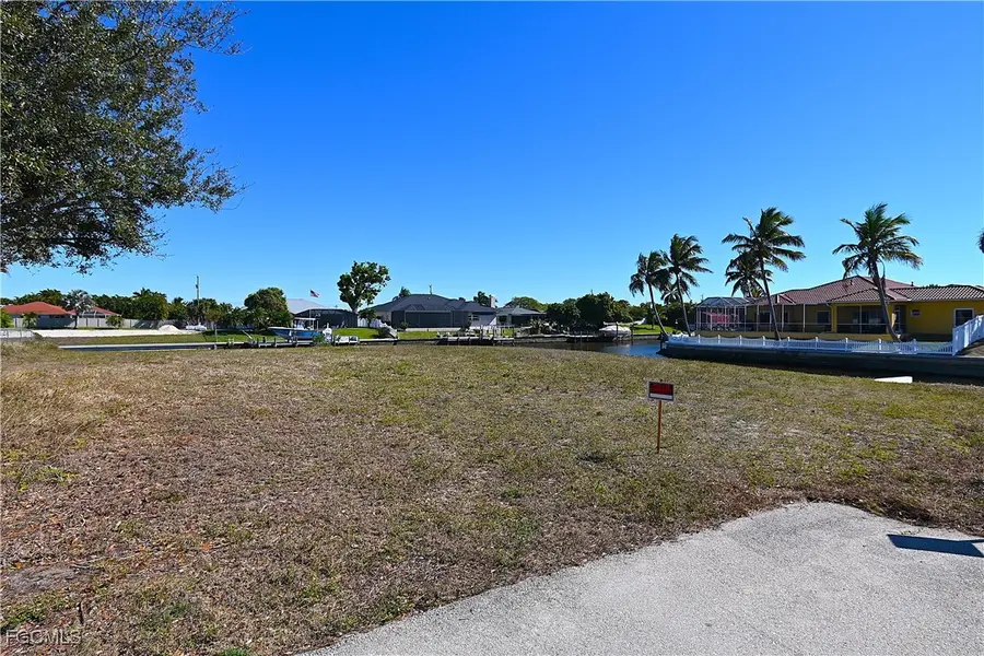 4305 SW 5th Place, Cape Coral, FL 33914 - Image #2