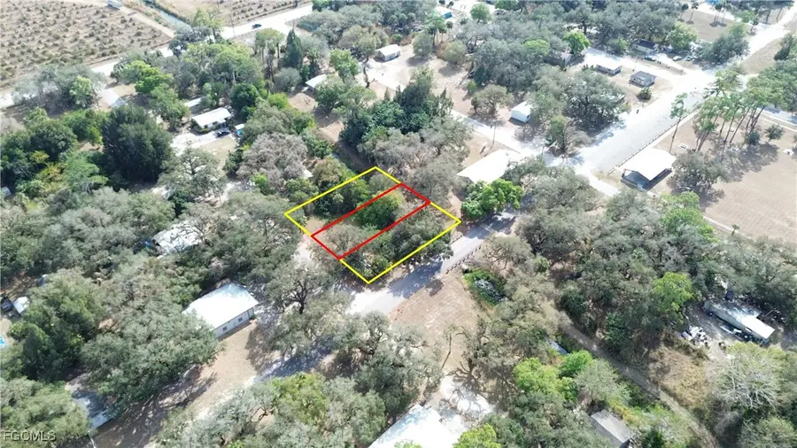 851 Caloosahatchee Avenue, Labelle, FL 33935 - #3