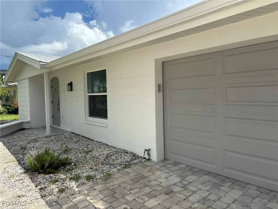 5 Clearview Boulevard, Fort Myers Beach, FL 33931 - Image #2