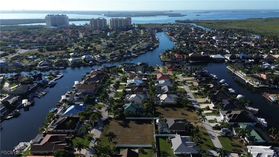 5512 SW 14th Avenue, Cape Coral, FL 33914 - Image #2