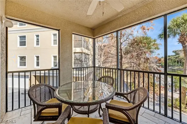 10061 Lake Cove Drive #102, Fort Myers, FL 33908