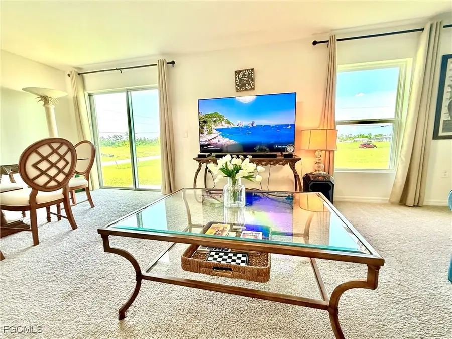 726 NW Douglas Circle, Cape Coral, FL 33993 - Image #2