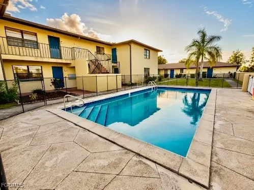 1104 SE 8th Street #5, Cape Coral, FL 33990