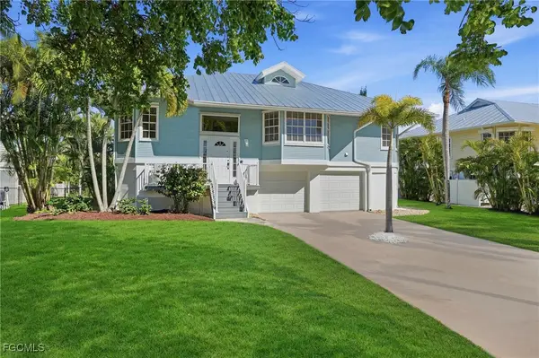 27781 Forester Drive, Bonita Springs, FL 34134