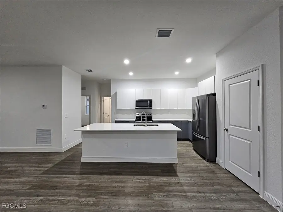 9011 Penny Circle, Labelle, FL 33935 - Image #3