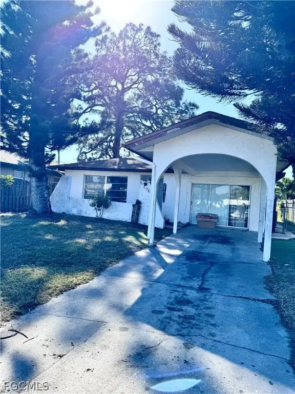 764 108th Avenue N, Naples, FL 34108 - #1