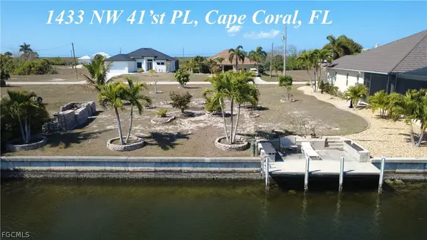 1433 NW 41st Place, Matlacha, FL 33993