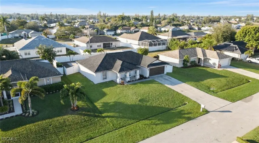 328 SW 19th Terrace, Cape Coral, FL 33991 - Image #3