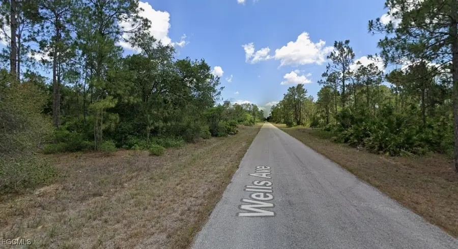 2114 Wells Avenue, Alva, FL 33920 - Image #2