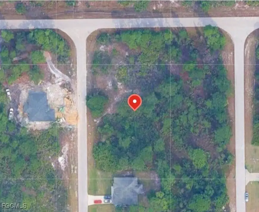 707 Glacier Avenue, Lehigh Acres, FL 33974 - Image #2