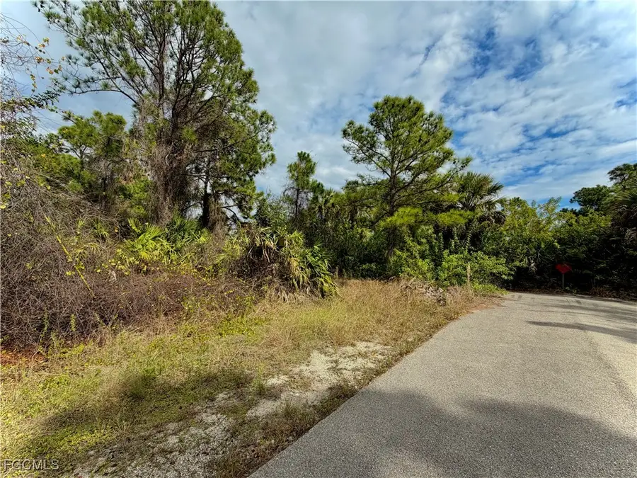 3200 70th Street W, Lehigh Acres, FL 33971 - Image #2
