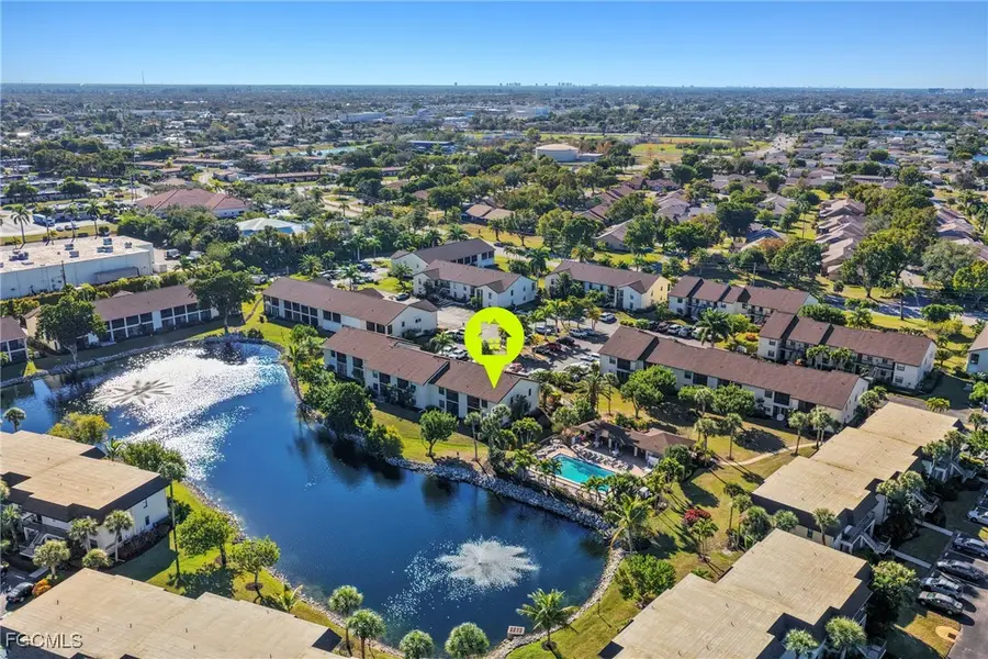 9290 Lake Park Drive #201, Fort Myers, FL 33919 - Image #2