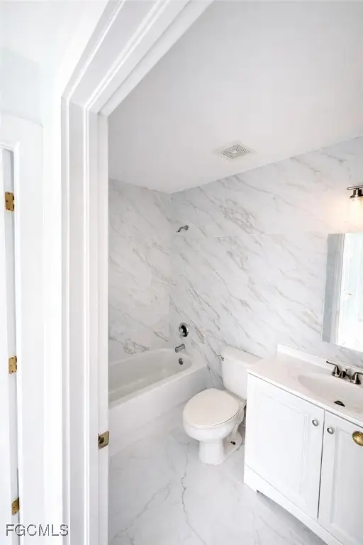 4504 Varsity Cir, Lehigh Acres, FL 33971 - Image #3