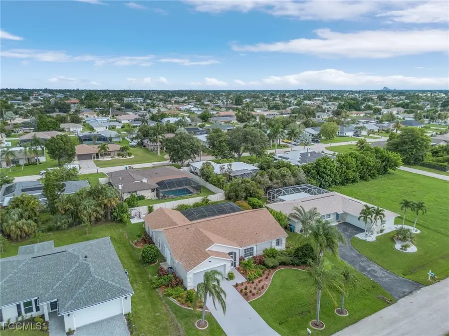 527 SE 36th Street, Cape Coral, FL 33904 - #3