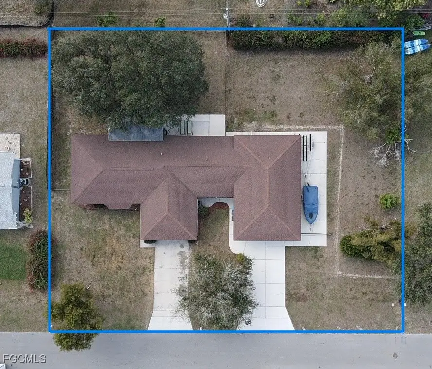 2102 NE 13th Place, Cape Coral, FL 33909 - Image #2