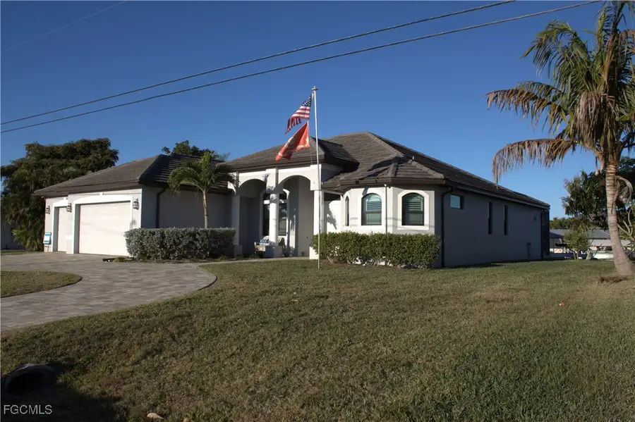 2706 Shelby Parkway, Cape Coral, FL 33904 - Image #2