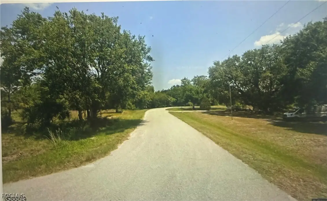 Dublin Circle, Moore Haven, FL 33471 - #1