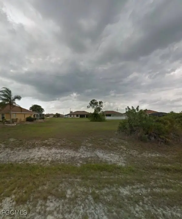 2223 Embers Parkway W, Cape Coral, FL 33993