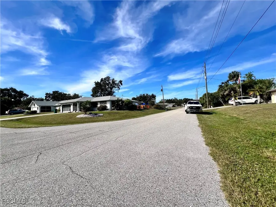 1130 Seacrest Drive Nw, Port Charlotte, FL 33948 - Image #3