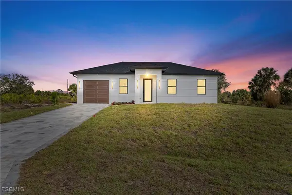 927 Norfolk Avenue S, Lehigh Acres, FL 33974