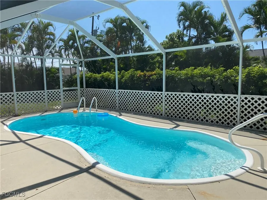 2522 SW 9th Place, Cape Coral, FL 33914 - Image #2