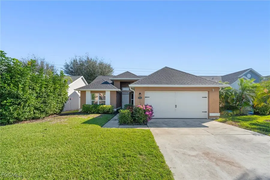 15068 Cloverdale Drive, Fort Myers, FL 33919 - Image #3