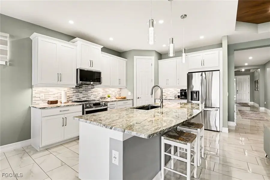 355 Spring Hill Lake Loop, Cape Coral, FL 33993 - Image #2