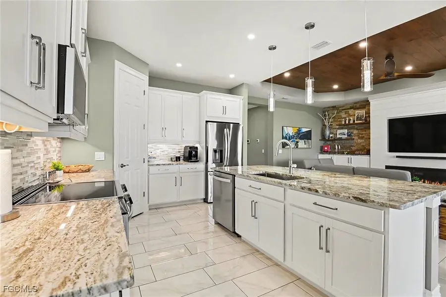 355 Spring Hill Lake Loop, Cape Coral, FL 33993 - Image #3