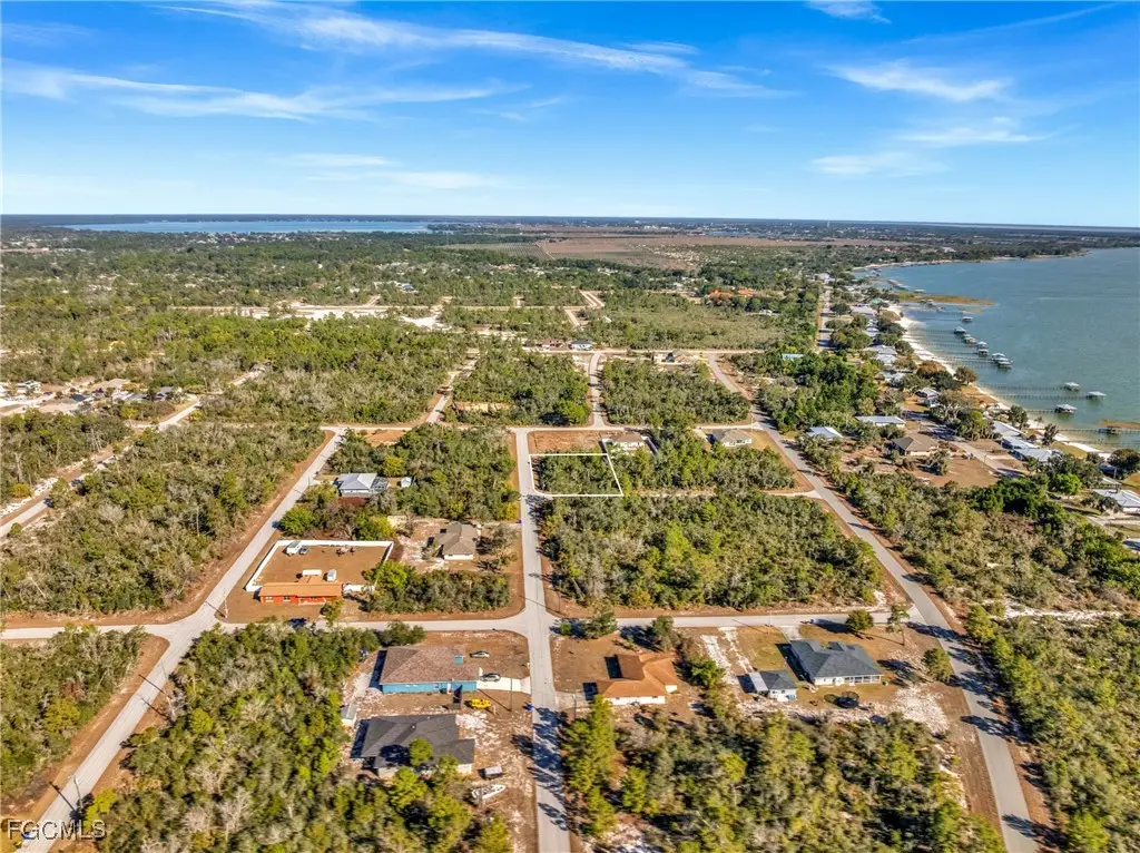 222 Cross Creek Avenue, Lake Placid, FL 33852 - Image #1