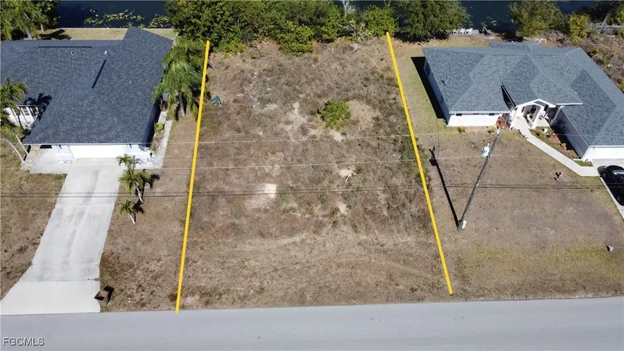 425 NW 5th Terrace, Cape Coral, FL 33993 - #2