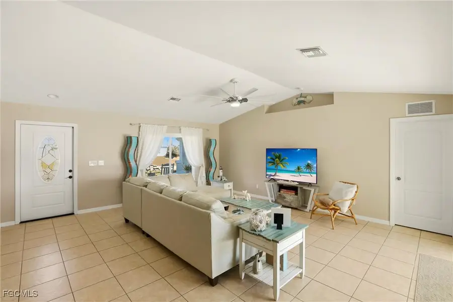 4306 NE 20th Place, Cape Coral, FL 33909 - Image #3