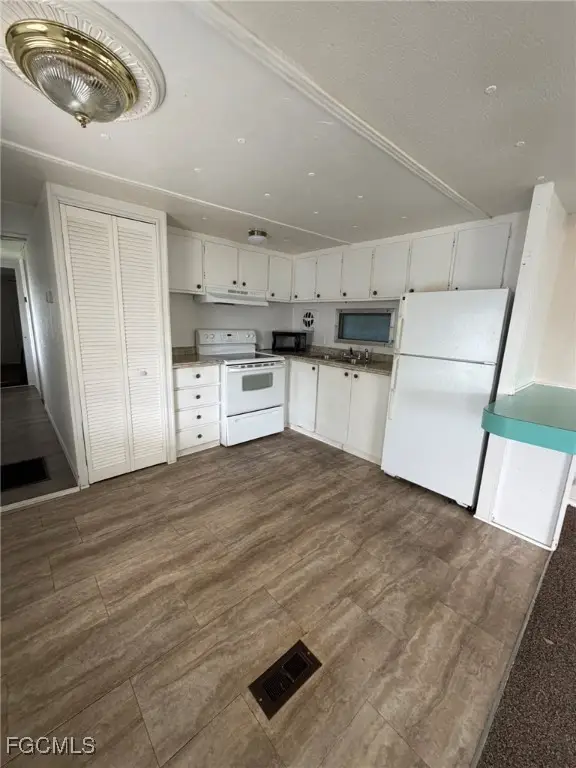 248 Flame Lane, North Fort Myers, FL 33917 - #3